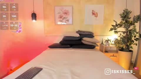   online show from June 26, 4:06 am