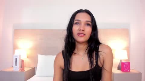Snapshot of isabellathomass chatting on July 22, 7:27 pm isabellathomass online show from July 22, 7:27 pm