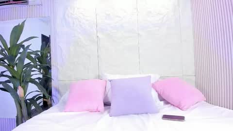 Isa  online show from December 5, 4:21 am