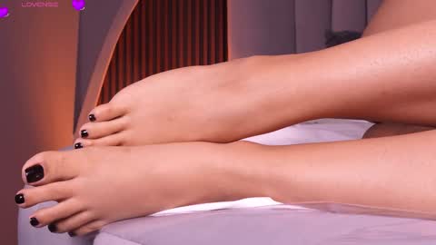 Isa  online show from March 27, 8:26 am