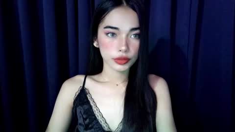 Isabelle online show from November 29, 10:51 am