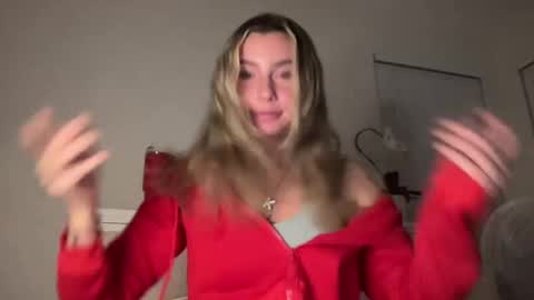 Snapshot of isabellekinsley chatting on December 3, 4:14 am isabellekinsley online show from December 3, 4:14 am
