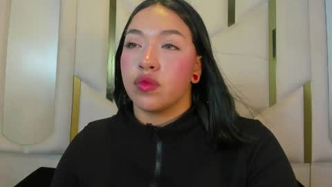 isabellrodriguez18 online show from June 4, 3:23 am