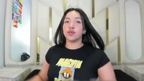 Snapshot of isabellrodriguez18 chatting on July 5, 3:45 am isabellrodriguez18 online show from July 5, 3:45 am