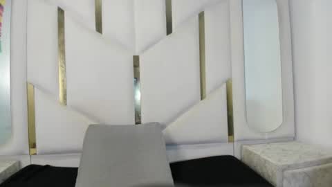 Snapshot of isabellrodriguez18 chatting on July 10, 3:55 am isabellrodriguez18 online show from July 10, 3:55 am