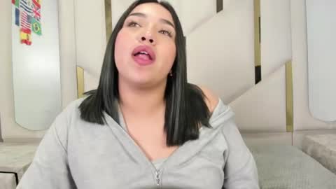 Snapshot of isabellrodriguez18 chatting on July 12, 4:03 am isabellrodriguez18 online show from July 12, 4:03 am