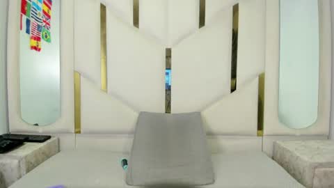 Snapshot of isabellrodriguez18 chatting on July 15, 3:56 am isabellrodriguez18 online show from July 15, 3:56 am