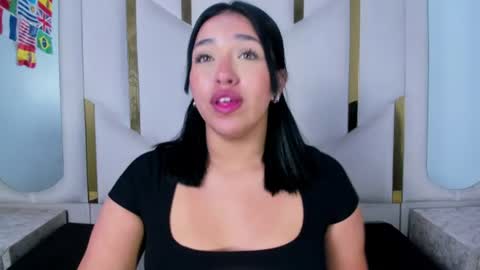 Snapshot of isabellrodriguez18 chatting on July 22, 2:31 pm isabellrodriguez18 online show from July 22, 2:31 pm
