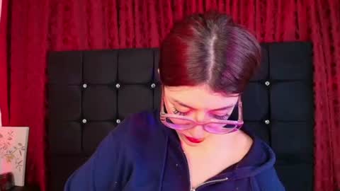 Isabella Ferrer online show from July 15, 6:51 am