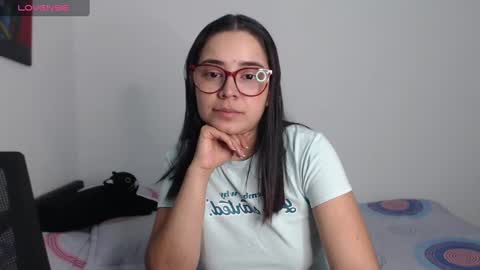 Emma online show from December 21, 4:19 am