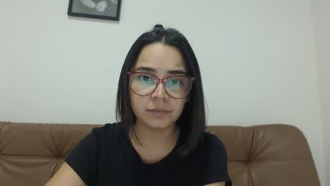 Emma online show from September 18, 3:19 am