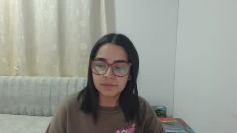 Snapshot of isemma chatting on February 24, 3:37 am Emma online show from February 24, 3:37 am