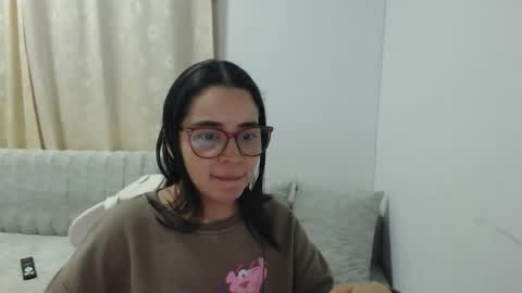 Snapshot of isemma chatting on March 22, 1:53 am Emma online show from March 22, 1:53 am