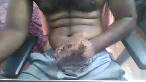 Snapshot of isha147 chatting on March 16, 9:02 am Horny boy online show from March 16, 9:02 am