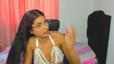 Snapshot of ishanyfalak chatting on January 10, 7:00 pm Ishanyfalak online show from January 10, 7:00 pm