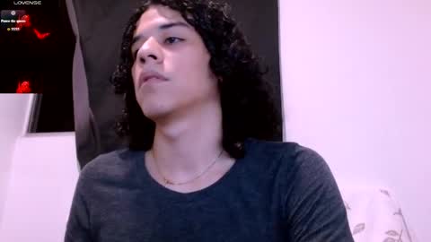 Isidro online show from May 20, 1:12 am