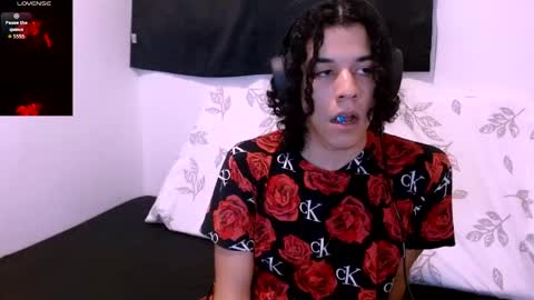 Isidro online show from May 26, 2:07 am