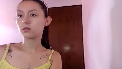 Snapshot of isis1012 chatting on September 8, 5:23 pm isa online show from September 8, 5:23 pm