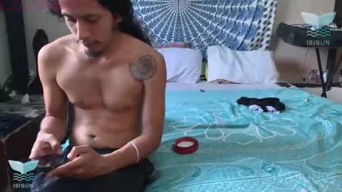 Isis  Alan online show from November 9, 6:17 pm