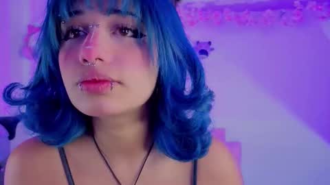 Snapshot of isisjones18 chatting on January 17, 7:28 pm Isisjones18 online show from January 17, 7:28 pm