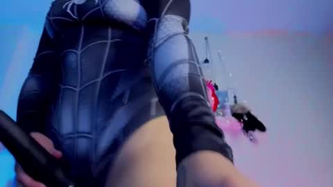 Snapshot of isisjones18 chatting on February 12, 3:34 am Isisjones18 online show from February 12, 3:34 am