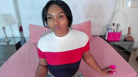 Vanessa online show from April 8, 11:32 am