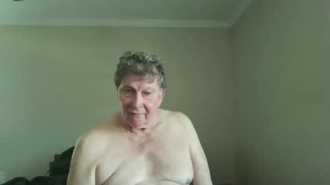 Snapshot of island625103 chatting on May 12, 7:00 pm island625103 online show from May 12, 7:00 pm