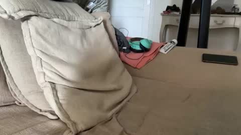 islandforfun online show from July 19, 1:59 pm