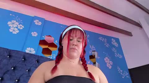 Snapshot of issa_clark1 chatting on July 1, 10:53 pm Issa online show from July 1, 10:53 pm