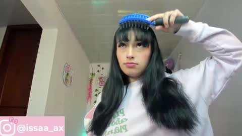 Snapshot of issa_garcia chatting on September 27, 2:38 am I S S A B E L A Igissaa ax Xlittleissa online show from September 27, 2:38 am