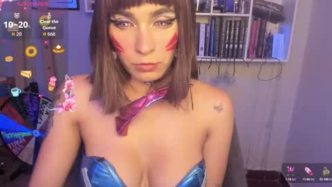 Snapshot of issa_latin chatting on October 7, 3:14 am INSTAGRAM issabella18   TWITTER issa latin online show from October 7, 3:14 am