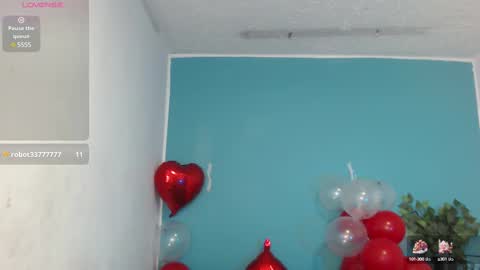 Issa  online show from February 20, 3:41 pm