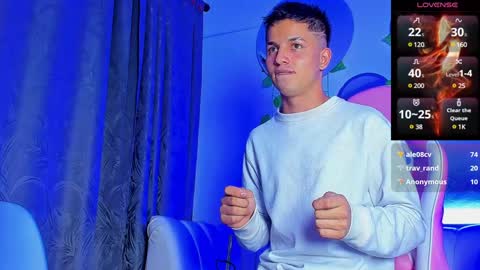 Snapshot of issac_james chatting on February 7, 11:01 am Issac online show from February 7, 11:01 am