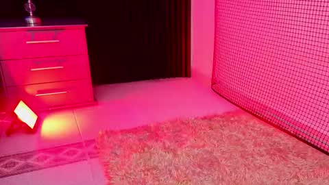 Snapshot of issafoxx chatting on March 17, 12:30 pm Issafoxx online show from March 17, 12:30 pm