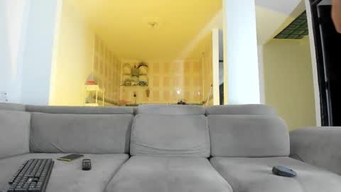 Isabella  online show from December 19, 9:11 pm