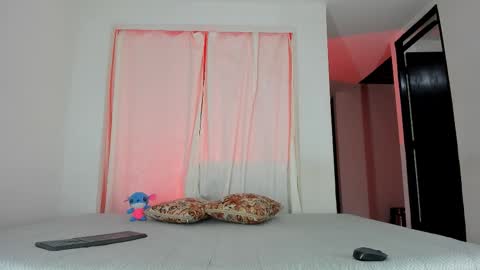 Isabella  online show from March 20, 10:47 pm