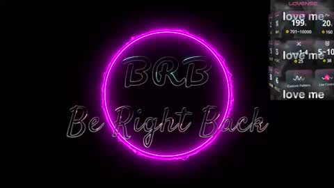 Issie online show from February 14, 7:02 pm