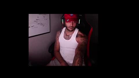 Snapshot of istreamtoo954 chatting on September 25, 6:17 am istreamtoo954 online show from September 25, 6:17 am