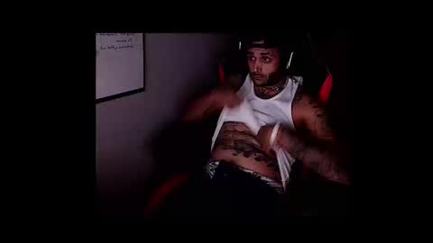 Snapshot of istreamtoo954 chatting on October 4, 10:13 am istreamtoo954 online show from October 4, 10:13 am