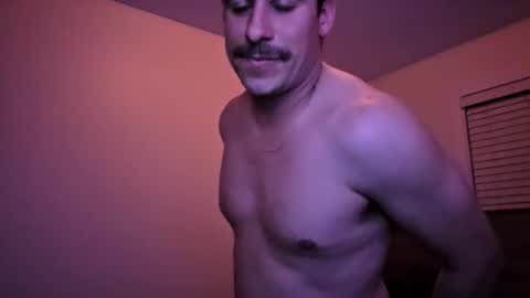 Snapshot of italian_python chatting on November 17, 8:42 am italian_python online show from November 17, 8:42 am