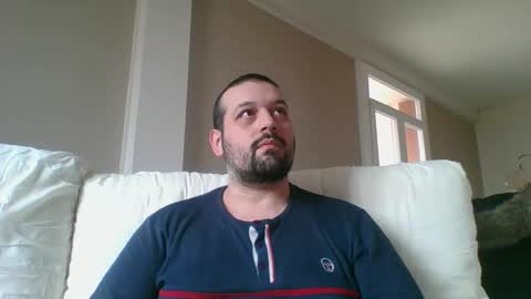 italianbigboy932 online show from March 1, 2:19 pm