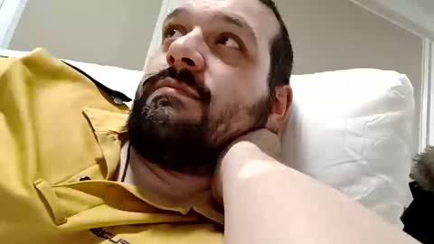 italianbigboy932 online show from March 13, 8:10 am