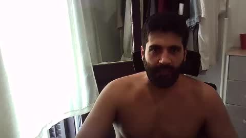 italianboybcn online show from September 16, 8:37 am