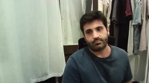 italianboybcn online show from September 21, 9:49 pm