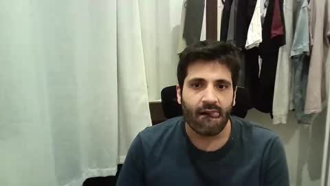 italianboybcn online show from September 23, 6:22 pm