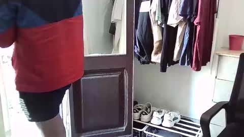 italianboybcn online show from November 2, 10:28 am