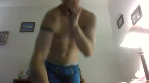 Snapshot of italianstallion69123 chatting on January 13, 4:18 am italianstallion69123 online show from January 13, 4:18 am