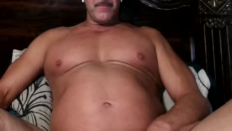 Snapshot of italianstud43 chatting on July 1, 10:53 pm Hot Italian online show from July 1, 10:53 pm