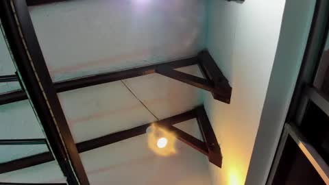 Italo Moore online show from December 16, 11:59 am