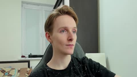 Ethan online show from January 7, 6:21 pm